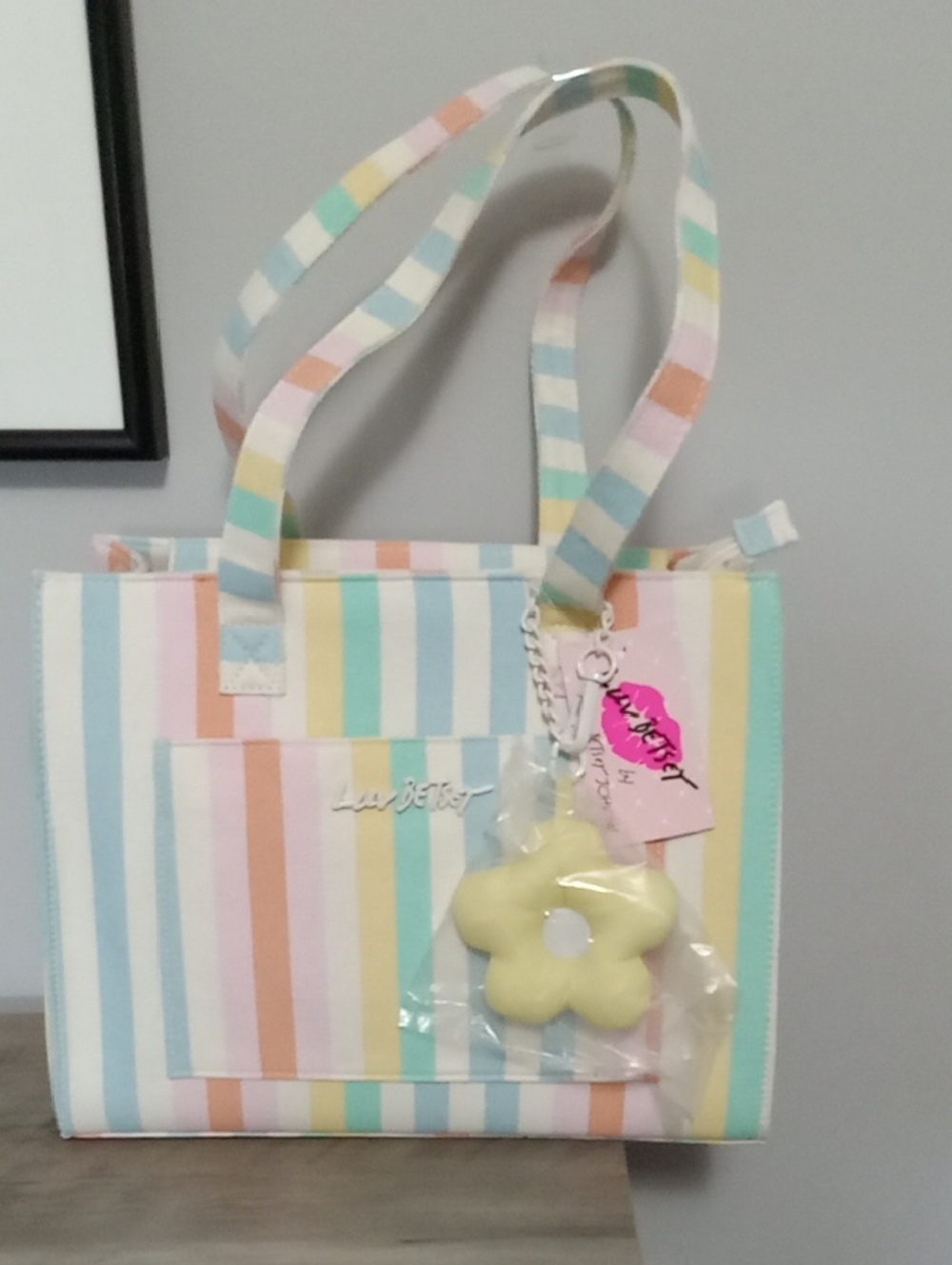 Betsey Johnson Striped Lge. Satchel